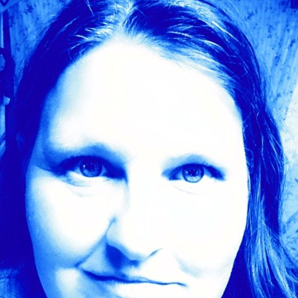 Meet your Posher, Tammy - Picture 1 of 1